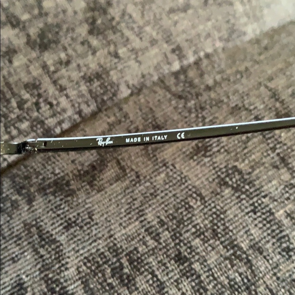 Ray Bans - Picture 3 of 4